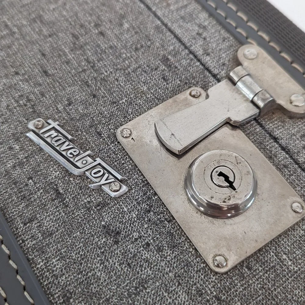 💼✈️ Vintage TravelJoy Locking Hardshell Suitcase ✈️💼
